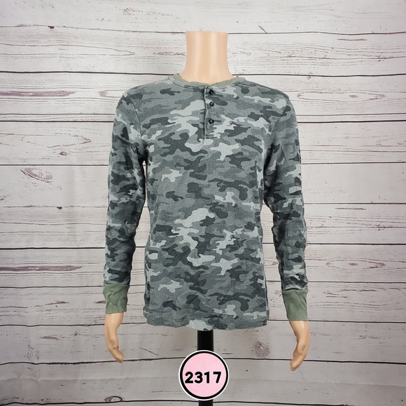 Other - mens medium camouflage shirt ( 5 for $20 )